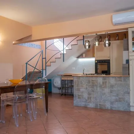 Con Piscina Privata